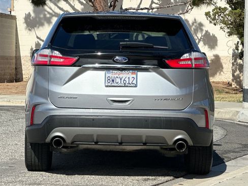 Used 2020 Ford Edge Titanium w/ Equipment Group 301A FWD image 5