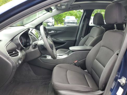 Used 2022 Chevrolet Malibu LT FWD image 5