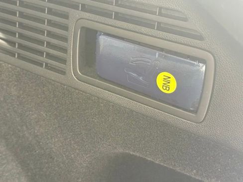 Used 2025 Genesis GV70 2.5T image 6