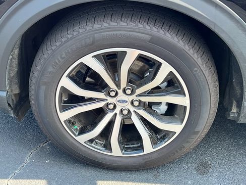 Certified 2026 Ford Explorer ST-Line RWD image 9