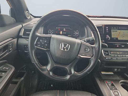 Used 2023 Honda Passport TrailSport image 13