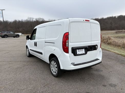 Used 2021 RAM ProMaster City Tradesman SLT image 3