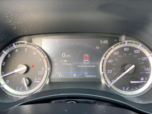 Used 2022 Toyota Highlander XLE FWD image 25
