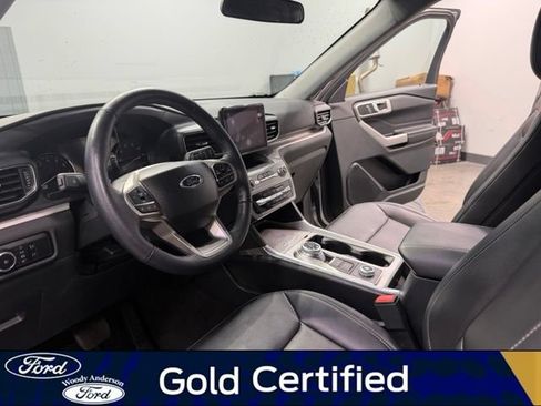 Certified 2024 Ford Explorer XLT w/ Equipment Group 202A AWD/4WD image 9