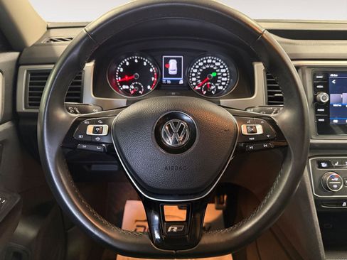 Used 2019 Volkswagen Atlas SE image 16