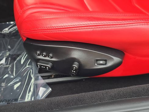 Used 2018 Maserati GranTurismo Sport image 13