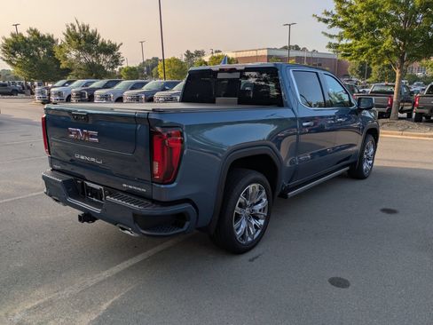 Used 2026 GMC Sierra 1500 Denali w/ Denali Reserve Package AWD/4WD image 4