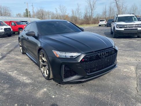 Used 2025 Audi RS 7 Performance AWD/4WD image 11