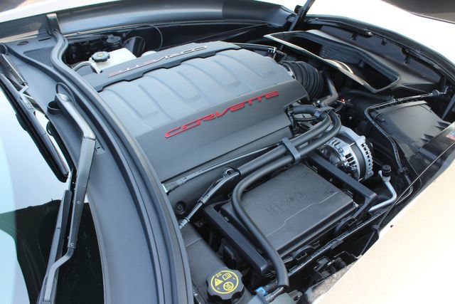Used 2016 Chevrolet Corvette Stingray Coupe w/ Battery Protection Package RWD image 29