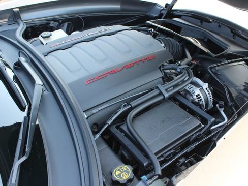 Used 2016 Chevrolet Corvette Stingray Coupe w/ Battery Protection Package RWD image 29