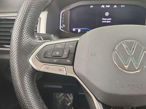 Used 2022 Volkswagen Atlas SEL Premium image 22