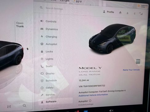 Used 2024 Tesla Model Y Long Range image 13