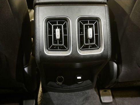 Used 2022 Kia Sorento S w/ Panoramic Sunroof Package image 33