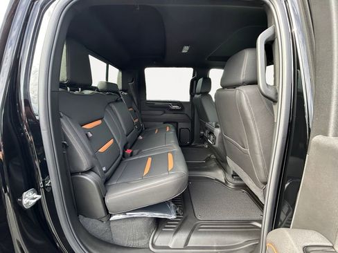 New 2025 GMC Sierra 2500 AT4 w/ AT4 Premium Plus Package image 11