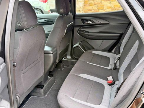 New 2026 Chevrolet TrailBlazer LT FWD image 17