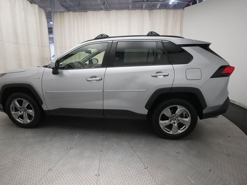 Used 2019 Toyota RAV4 Limited AWD/4WD image 24