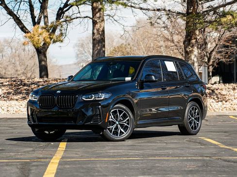 Used 2024 BMW X3 xDrive30i w/ M Sport Package image 1