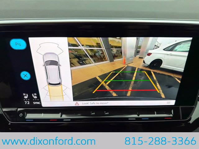 Used 2024 Volkswagen Atlas Cross Sport SE AWD/4WD image 11