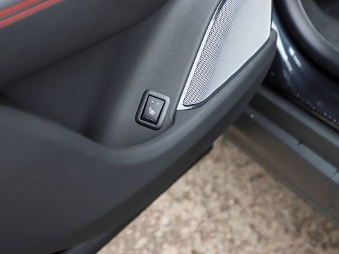 Used 2019 Maserati Levante Trofeo image 65