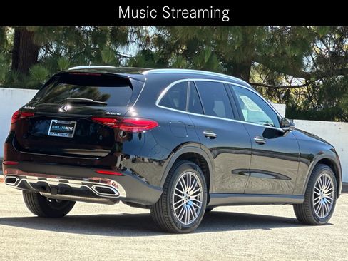 Certified 2024 Mercedes-Benz GLC 300 4MATIC image 5