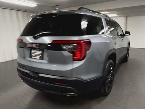 Certified 2023 GMC Acadia SLE w/ Driver Convenience Package FWD image 8