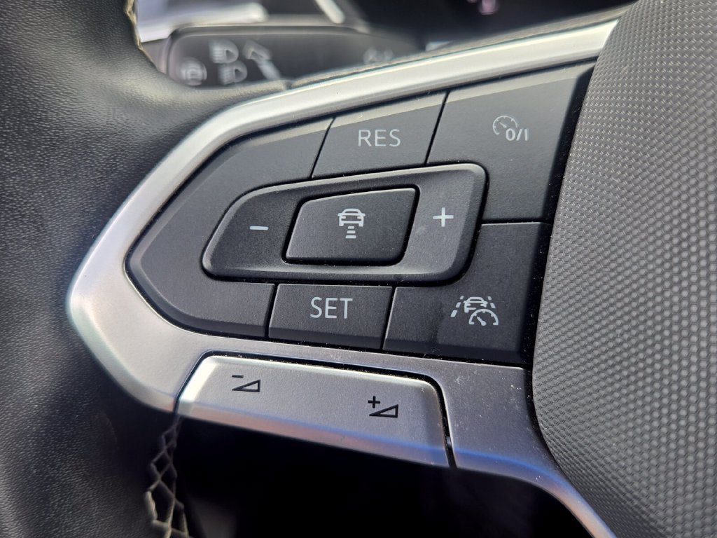 Certified 2024 Volkswagen Tiguan S FWD image 23