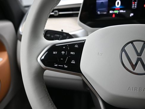 New 2025 Volkswagen ID. Buzz 1st Edition image 15