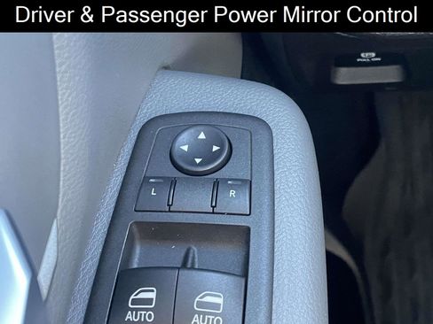 Used 2022 RAM 1500 Big Horn image 10