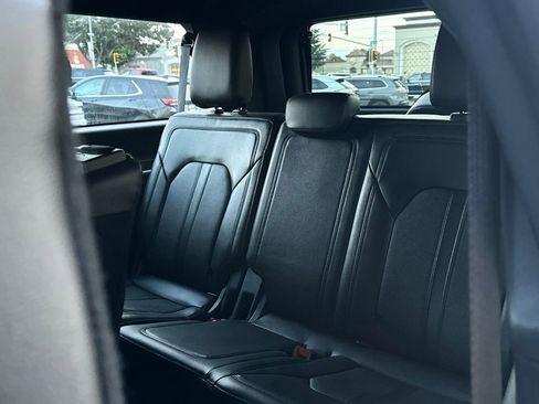 Used 2023 Ford Expedition Max Limited RWD image 18