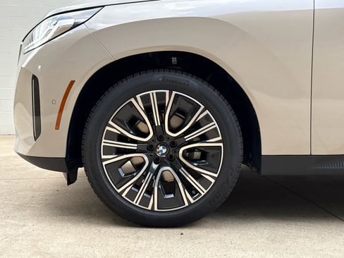 Used 2025 BMW X3 xDrive30i w/ Convenience Package image 6