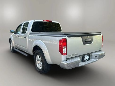 Used 2013 Nissan Frontier SV RWD image 3