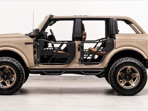 Used 2024 Ford Bronco Outer Banks w/ Sasquatch Package AWD/4WD image 34