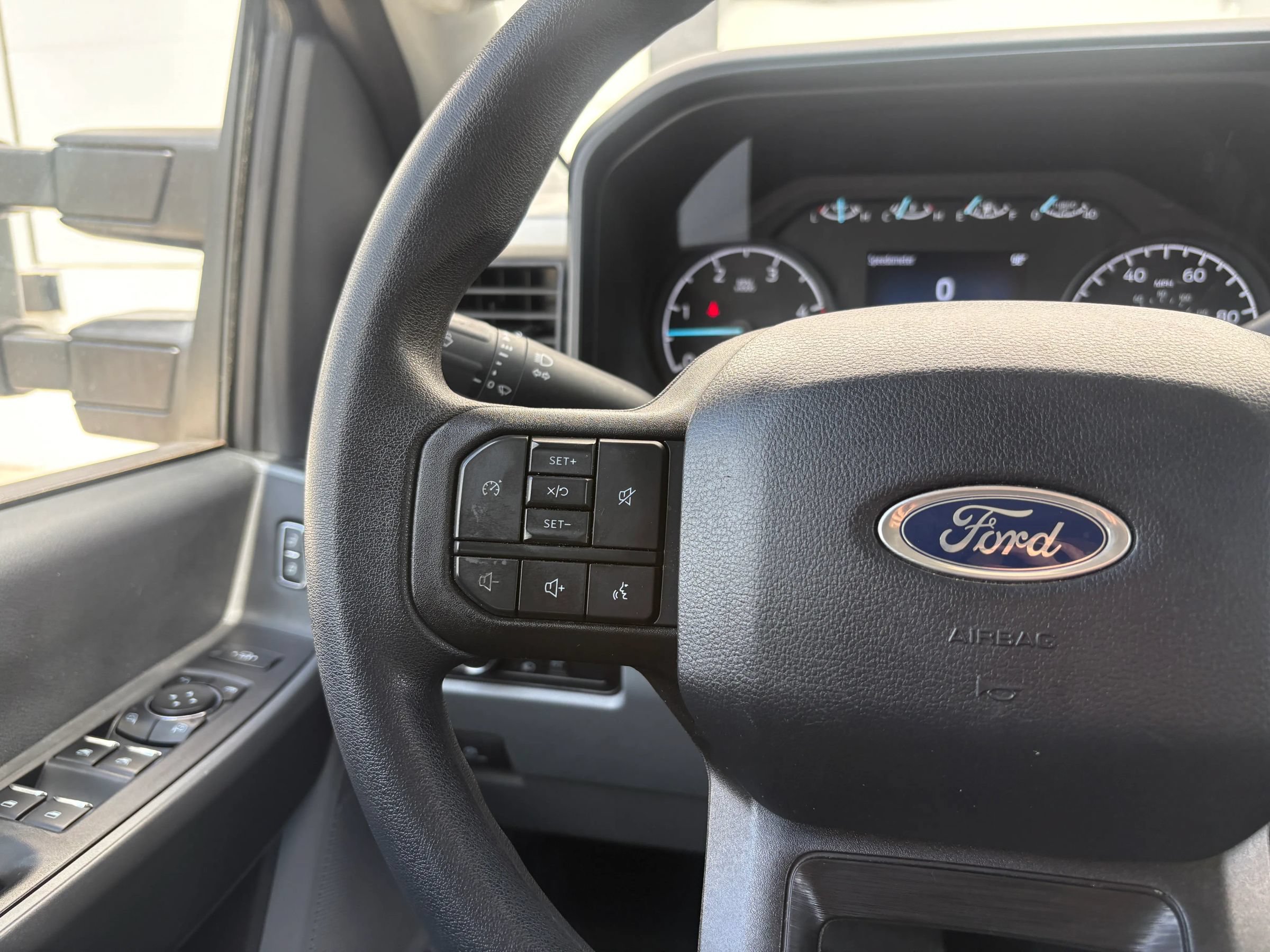Used 2024 Ford F350 XLT AWD/4WD image 37