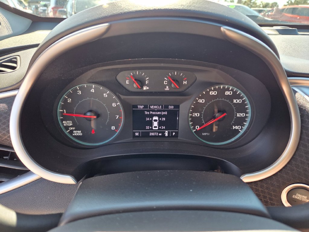 Used 2024 Chevrolet Malibu RS FWD image 33