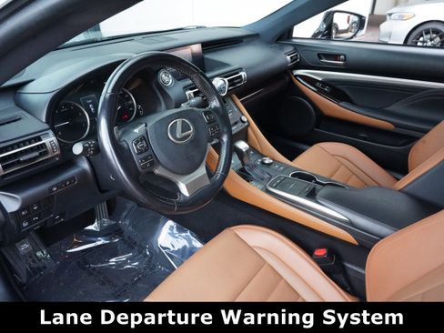 Used 2019 Lexus RC 300 AWD image 4