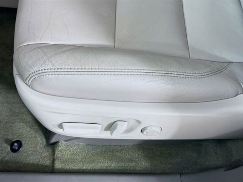 Certified 2017 Toyota Sienna XLE image 18