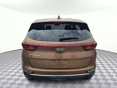 Used 2021 Kia Sportage LX FWD image 4