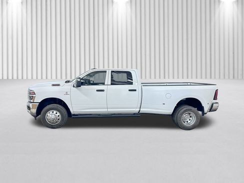 New 2025 RAM 3500 Tradesman image 8