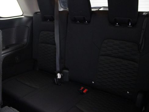 Certified 2025 Nissan Pathfinder SV AWD/4WD image 21