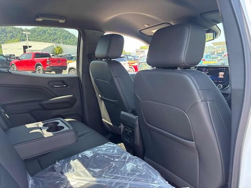 New 2026 Chevrolet Colorado LT w/ LT Convenience Package AWD/4WD image 27
