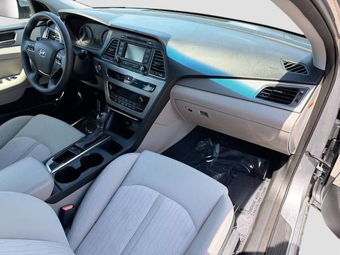 Used 2016 Hyundai Sonata SE image 13