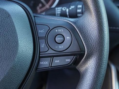 Used 2024 Toyota RAV4 XLE image 29