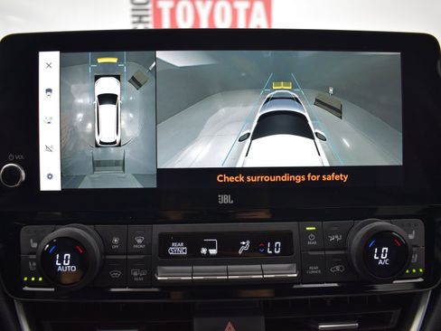 Used 2025 Toyota Grand Highlander AWD Hybrid image 23