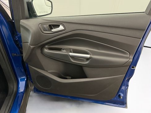 Used 2018 Ford Escape SEL w/ SEL Sport Appearance Package image 35