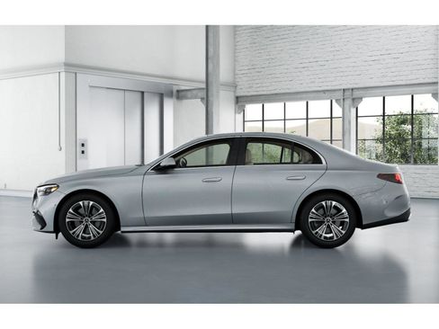 New 2026 Mercedes-Benz E 350 4MATIC Sedan image 34