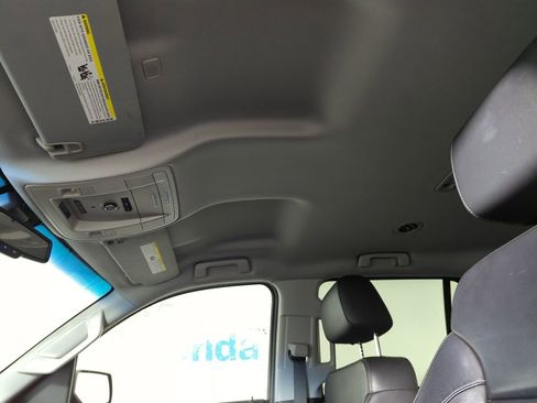 Used 2018 Chevrolet Tahoe LT w/ RST Edition image 16