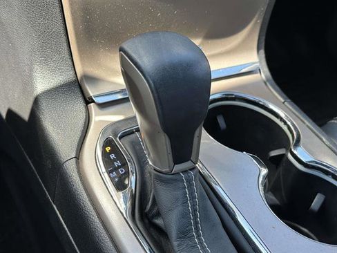 Used 2017 Jeep Grand Cherokee Limited AWD/4WD image 24