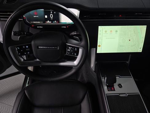 New 2026 Land Rover Range Rover SE AWD/4WD image 13