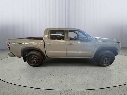 Used 2025 Nissan Frontier PRO-4X w/ Interior Protection Package AWD/4WD image 7