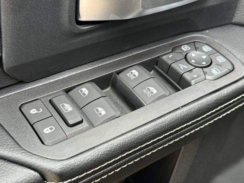 New 2026 RAM 3500 Big Horn AWD/4WD image 21
